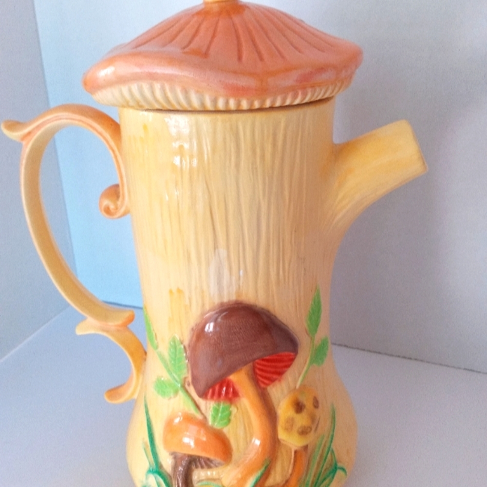 Vintage mid-century Arnel coffee pot/ pitcher